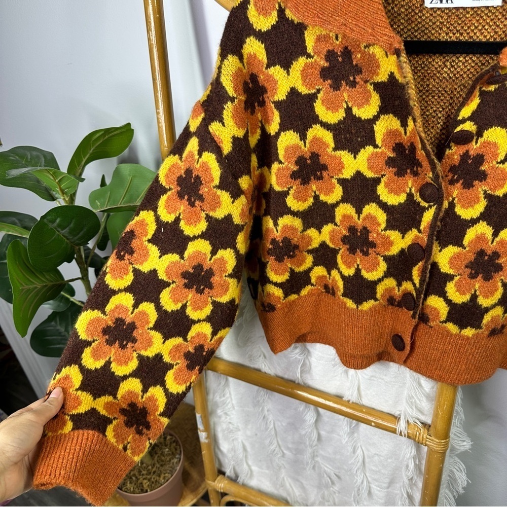 Zara Geometric Knit Jacquard Cropped Sweater Floral sz M - Picture 5 of 8